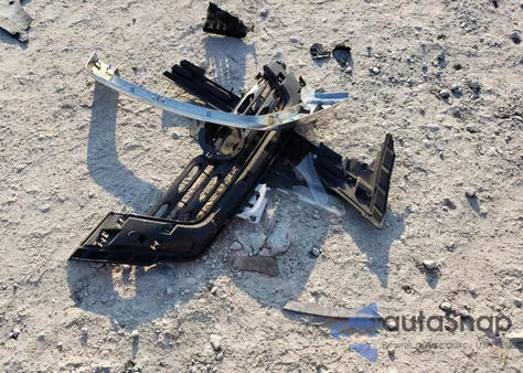 2019 Nissan Pathfinder S z USA, uszkodzony, nr VIN 5N1DR2MN8KC603011